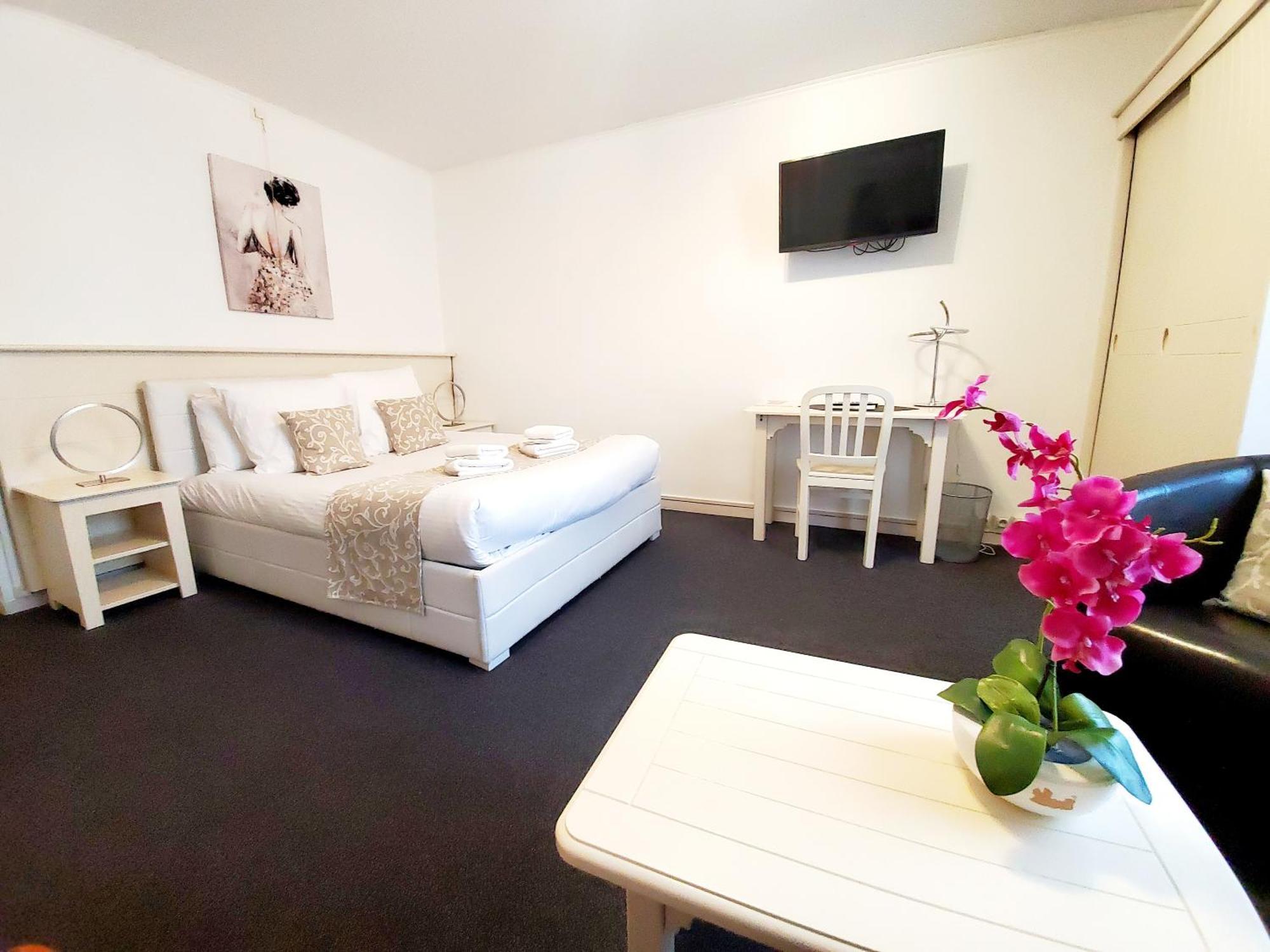 Logis Hotel Belle Etoile Виши Экстерьер фото