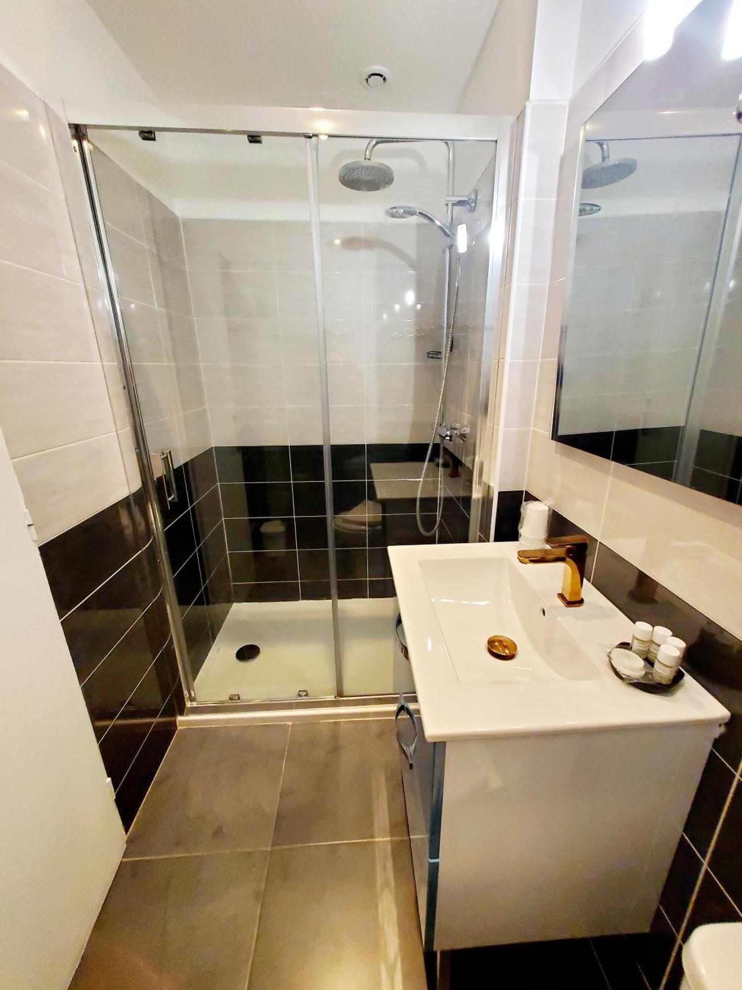 Logis Hotel Belle Etoile Виши Экстерьер фото