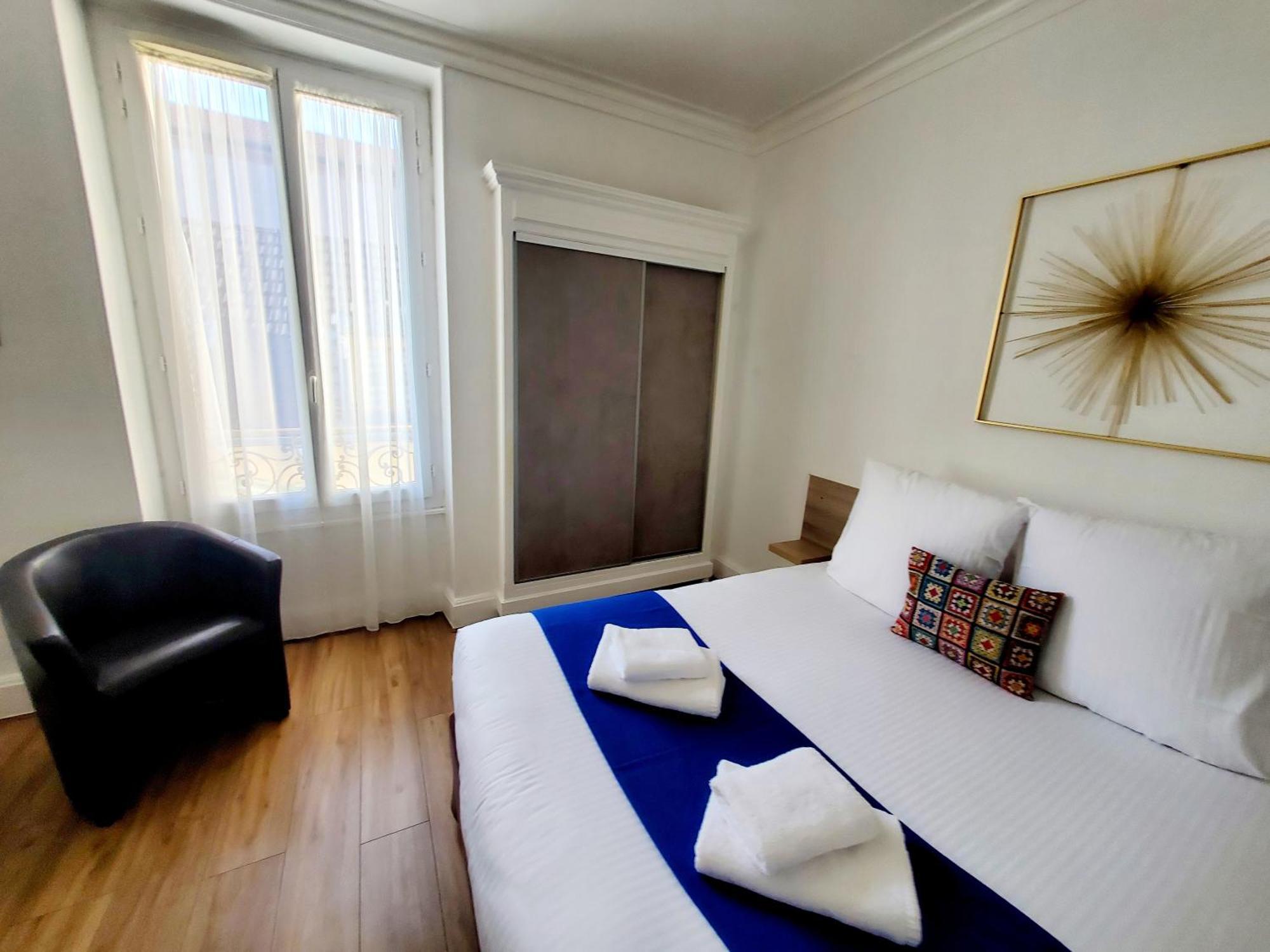 Logis Hotel Belle Etoile Виши Экстерьер фото