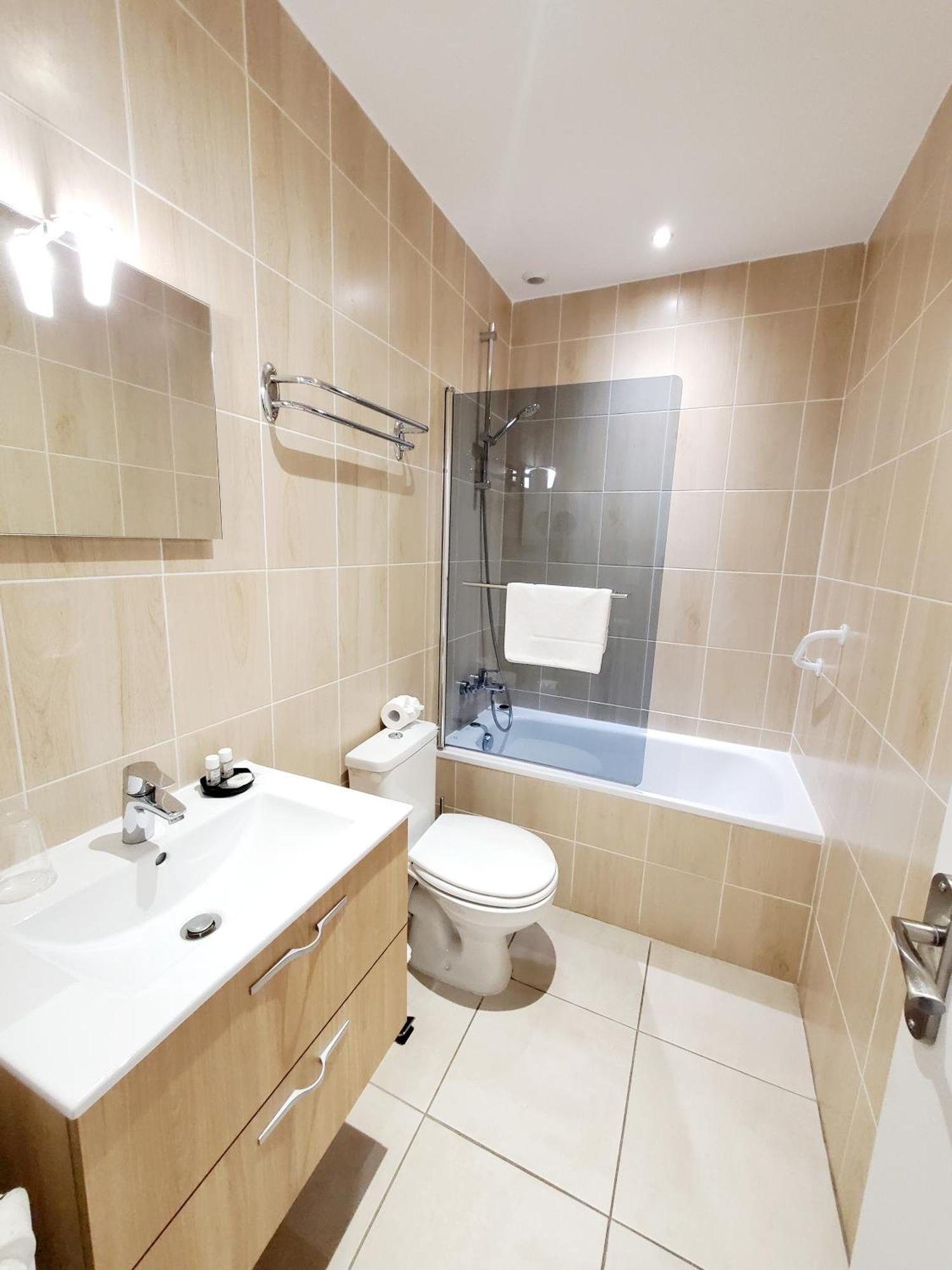 Logis Hotel Belle Etoile Виши Экстерьер фото