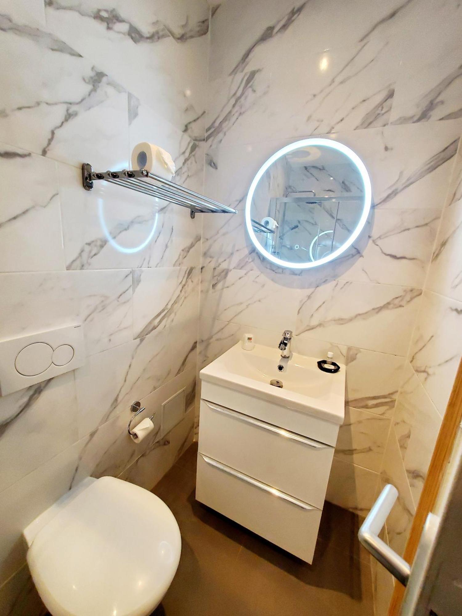 Logis Hotel Belle Etoile Виши Экстерьер фото